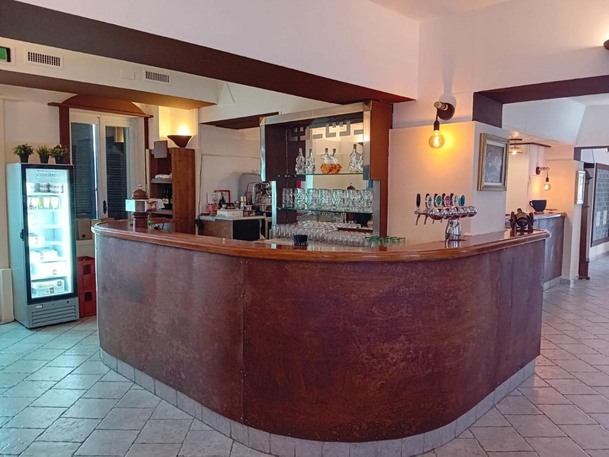 Locanda Il Portone San Colombano al Lambro Esterno foto