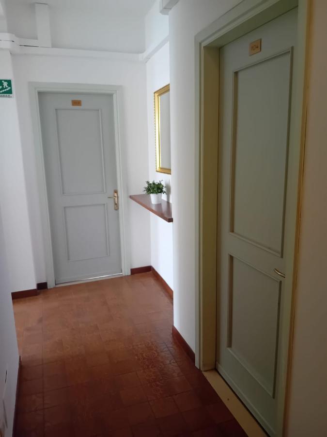 Locanda Il Portone San Colombano al Lambro Esterno foto